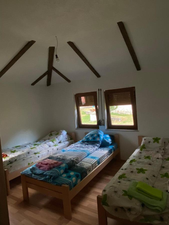 Shpija E Gjyshit Vuthaj Hotell Gusinje Exteriör bild
